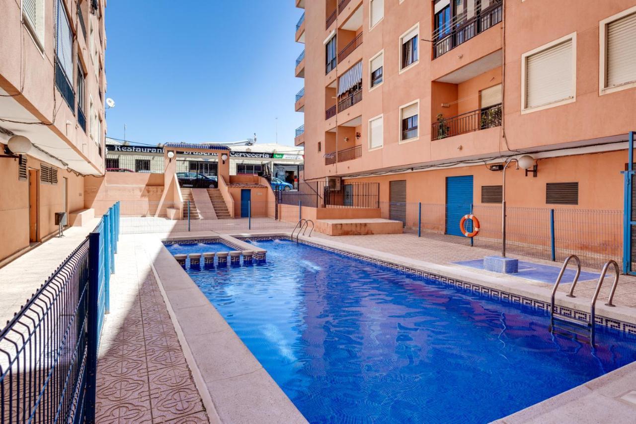 Estudio Joven Pura Torrevieja Zewnętrze zdjęcie